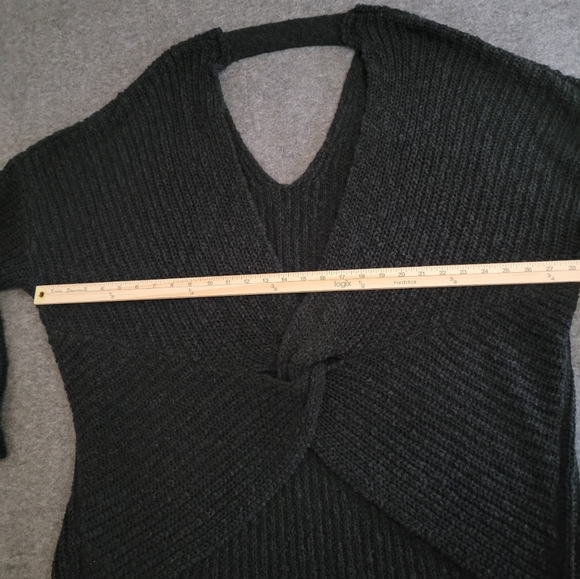 Rachel Hollis Ltd. Sweater Black V Neck Twist Back 2X Pullover Long Sleeve - Picture 4 of 11